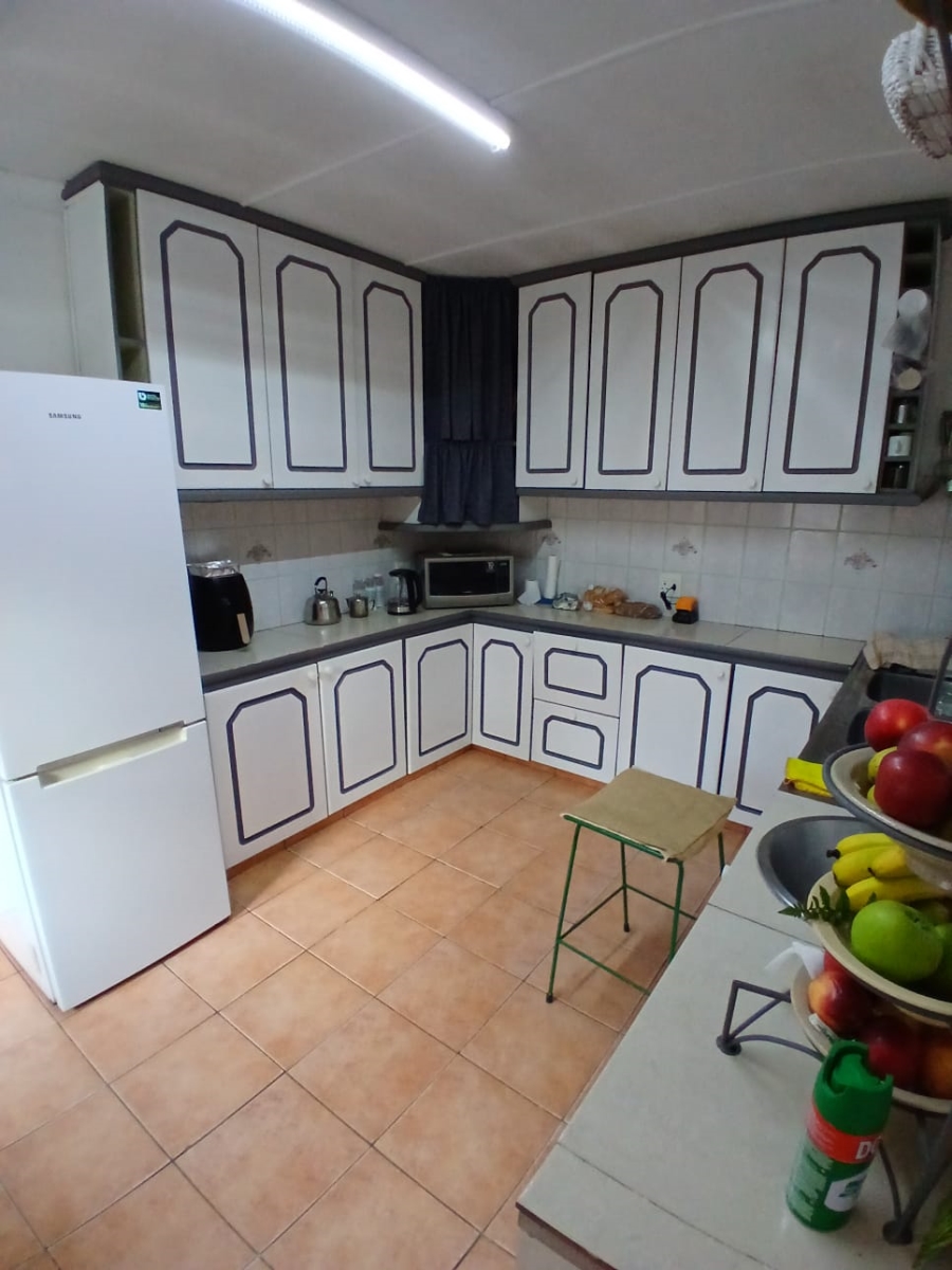 4 Bedroom Property for Sale in Amalinda Eastern Cape